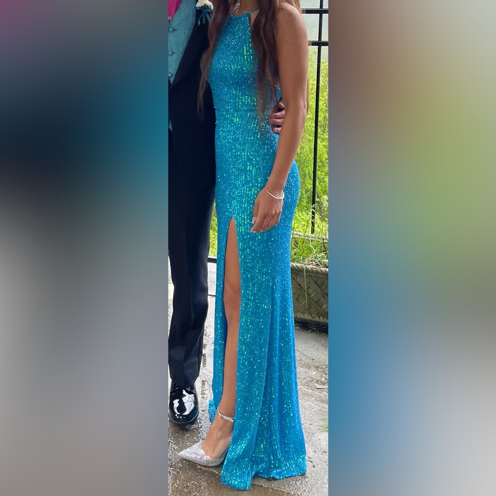 Shimmery teal/blue prom dress!